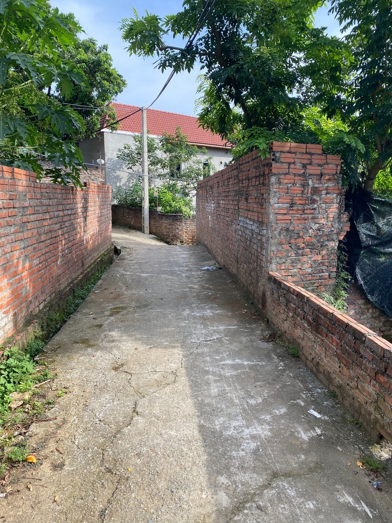 ĐẤT MẶT QUỐC LỘ 6 - THÔN CAO SƠN - 160M² - TIỀM NĂNG CHIA 2 LÔ RIÊNG - GIÁ 4.5 TỶ