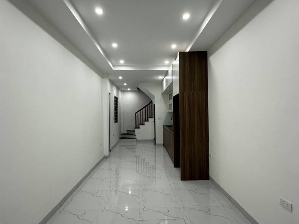 Nhà 5 Tầng Mới Đẹp 35m² Hà Trì, Hà Đông – Ngõ Sạch Đẹp – Gần Chợ