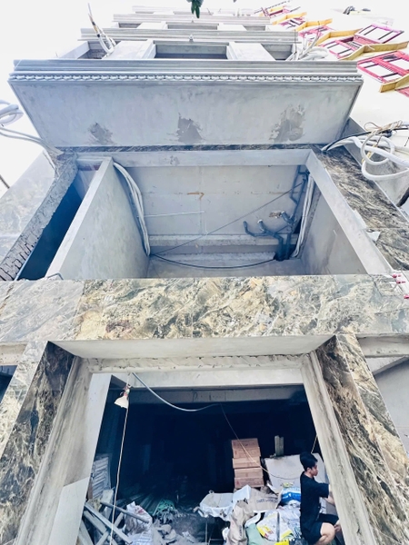 Bán Nhà Tu Hoàng mới Xây 7 Tầng Có Dòng Tiền