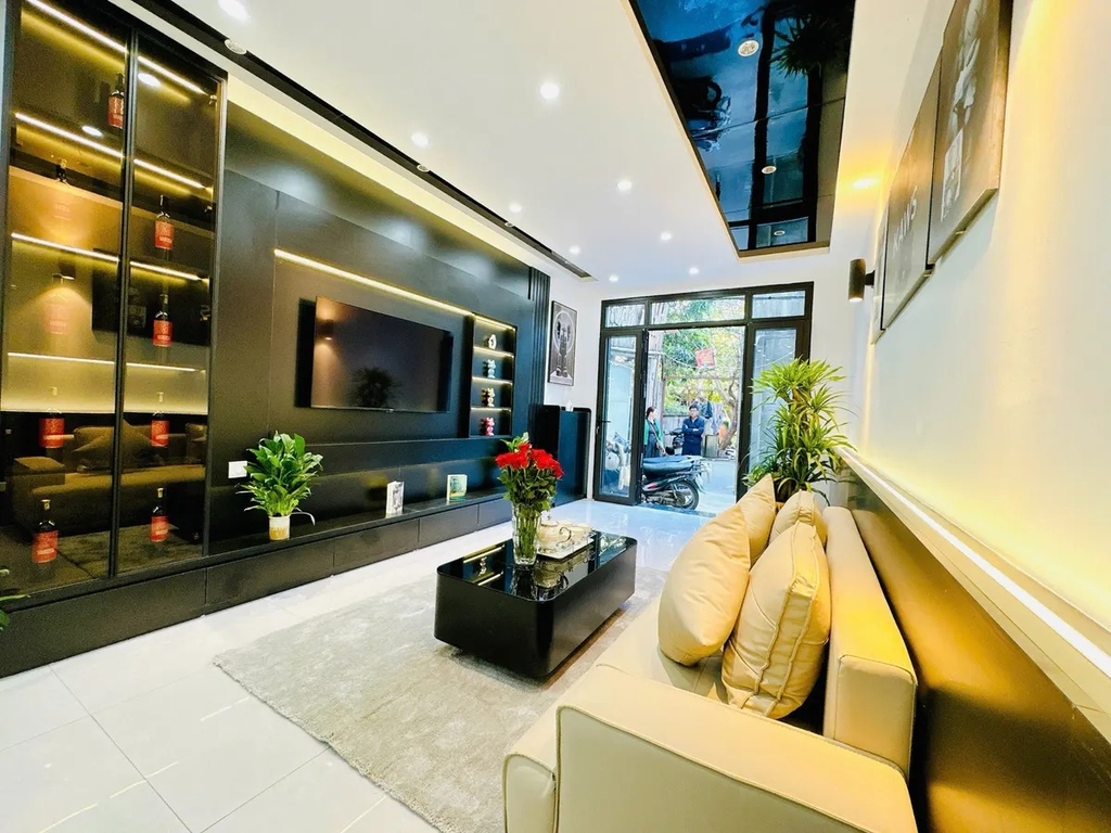 Bán Nhà Phân Lô Dương Văn Bé, Hai Bà Trưng - Ô Tô Đỗ, 5 Tầng Thang Máy