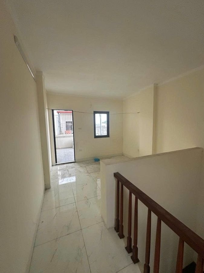 Nhỉnh 7 tỷ có ngay nhà Long Biên - 5 Tầng Dân Xây, Gần Vĩnh Tuy, Aeon Mall