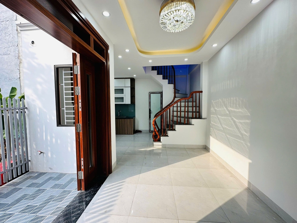 NHÀ PHỐ 5 TẦNG MỚI ĐẸP XUÂN PHƯƠNG - 30M² - KHUNG BÊ TÔNG KIÊN CỐ - THIẾT KẾ 3 NGỦ - 6.5 TỶ