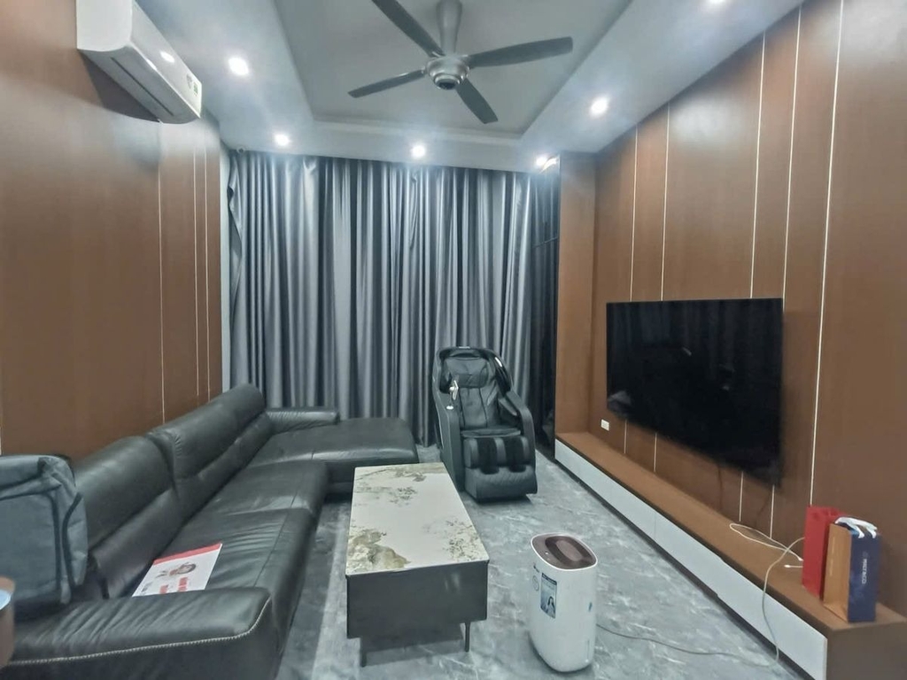 Vị Trí Đắc Địa - Bán Nhà Mặt Phố Lê Quang Đạo 50m2 - 5 Tầng Kinh Doanh Đỉnh