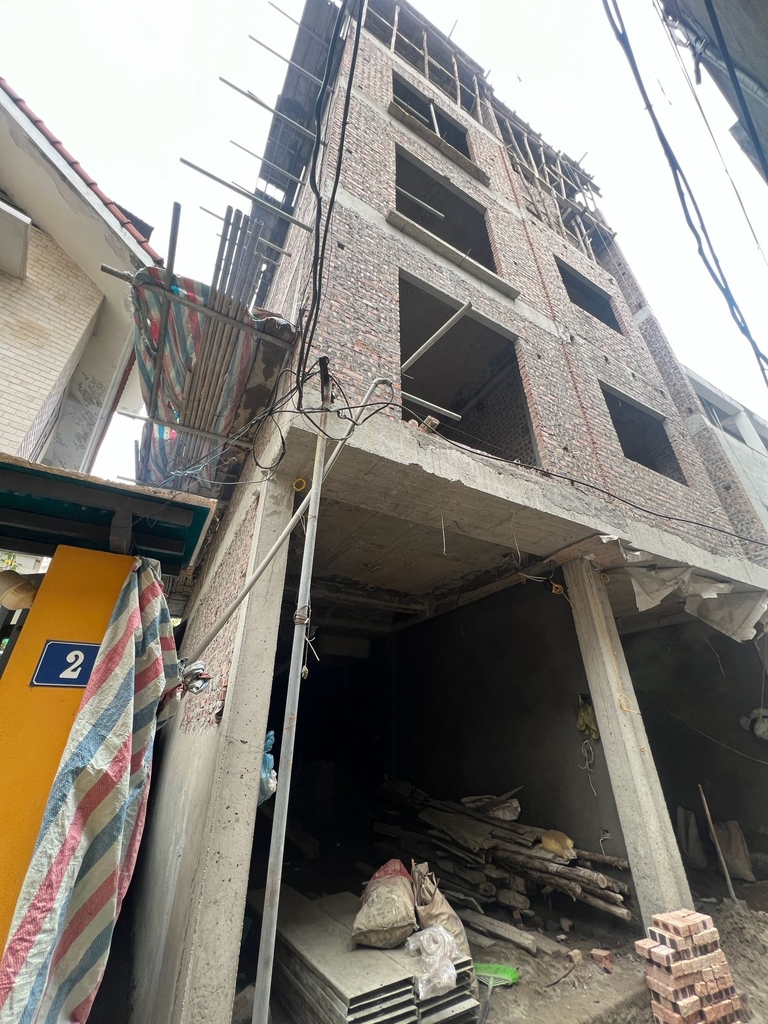 BÁN NHÀ LÔ GÓC -NGÕ NÔNG RỘNG- 20M RA MẶT PHỐ- SU CÓC ĐỖ CỬA