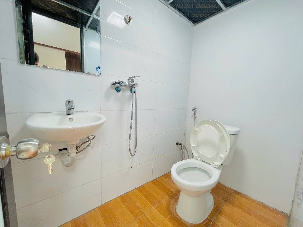 BÁN NHÀ 7 TẦNG CHO THUÊ TRỌ TRẦN CUNG - DOANH THU 30TR *THÁNG - 18.8 TỶ