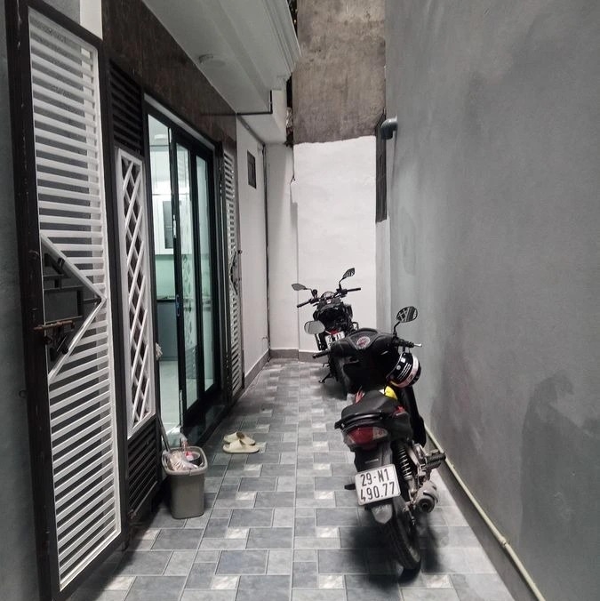 Bán Nhà Mới 5 Tầng Tôn Đức Thắng, Đống Đa - Ngõ Thông, Gần Văn Miếu