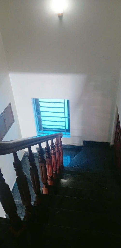 NHÀ 2 TẦNG XUÂN MAI - 94.2M² - 3 PHÒNG NGỦ - Ô TÔ ĐỖ TRONG NHÀ - GIÁ 3.9 TỶ
