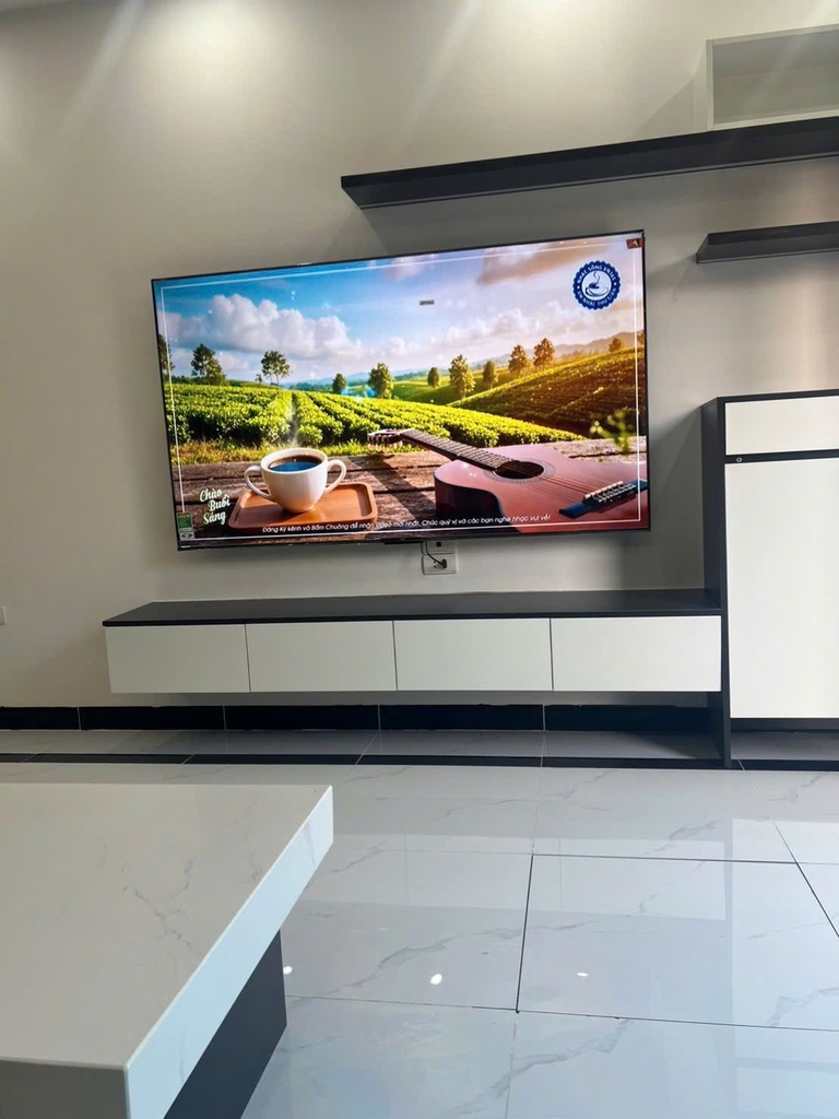 NHÀ PHỐ MẶT ĐƯỜNG 4 TẦNG MỚI - LONG CHÂU, PHỤNG CHÂU - 34M² - 4 PHÒNG NGỦ - Ở NGAY*CHO THUÊ - 3.3 TỶ