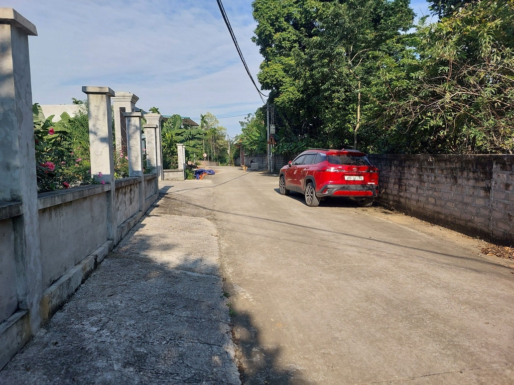 BÁN ĐẤT NGHỈ DƯỠNG 1.652M² - ĐƯỜNG TRUNG THƯỢNG, BA VÌ - DIỆN TÍCH SIÊU LỚN - GIÁ 8.9 TỶ