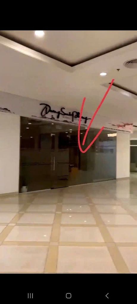 BÁN CĂN R2-72A SO-10-04 TẦNG 1 05 TẦNG HẦM Royal City