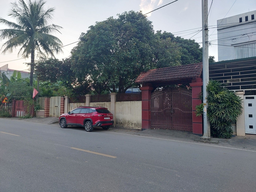 BÁN NHÀ MẶT ĐƯỜNG KINH DOANH 448M² - KHU 15, TIÊN PHONG, BA VÌ - MẶT TIỀN 12M - NGAY CỔNG TRƯỜNG CAO ĐẲNG - 10.6 TỶ