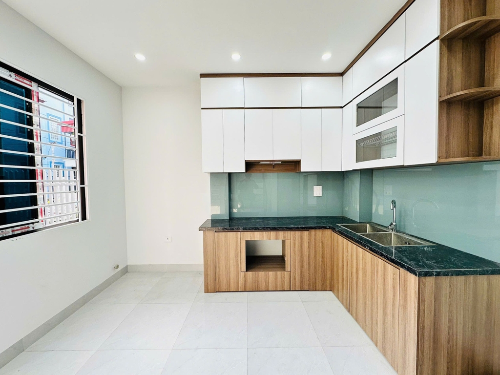 NHÀ PHỐ 5 TẦNG MỚI ĐẸP XUÂN PHƯƠNG - 30M² - KHUNG BÊ TÔNG KIÊN CỐ - THIẾT KẾ 3 NGỦ - 6.5 TỶ