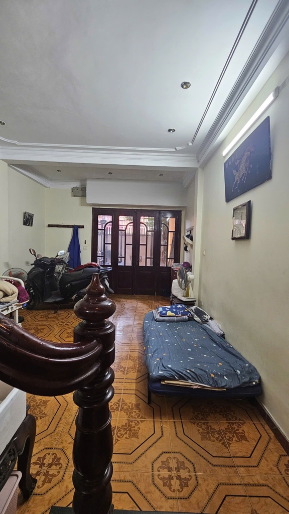 HẠ GIÁ KỊCH SÀN 1.7 TỶ - LÔ GÓC 3 THOÁNG CẦU GIẤY - 5 TẦNG - NGÕ Ô TÔ - 24 TỶ