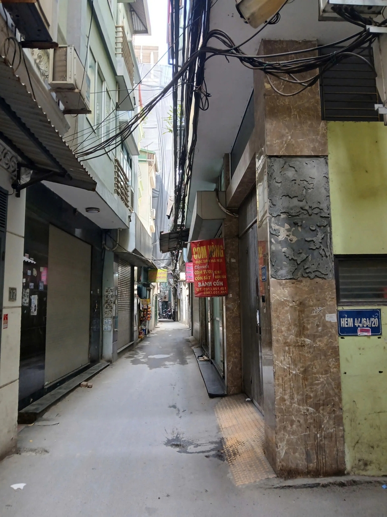 NHÀ RIÊNG TRẦN THÁI TÔNG CẦU GIẤY - PHƯỜNG DỊCH VỌNG HẬU - TRUNG TÂM TIỆN ÍCH - 7.2 TỶ