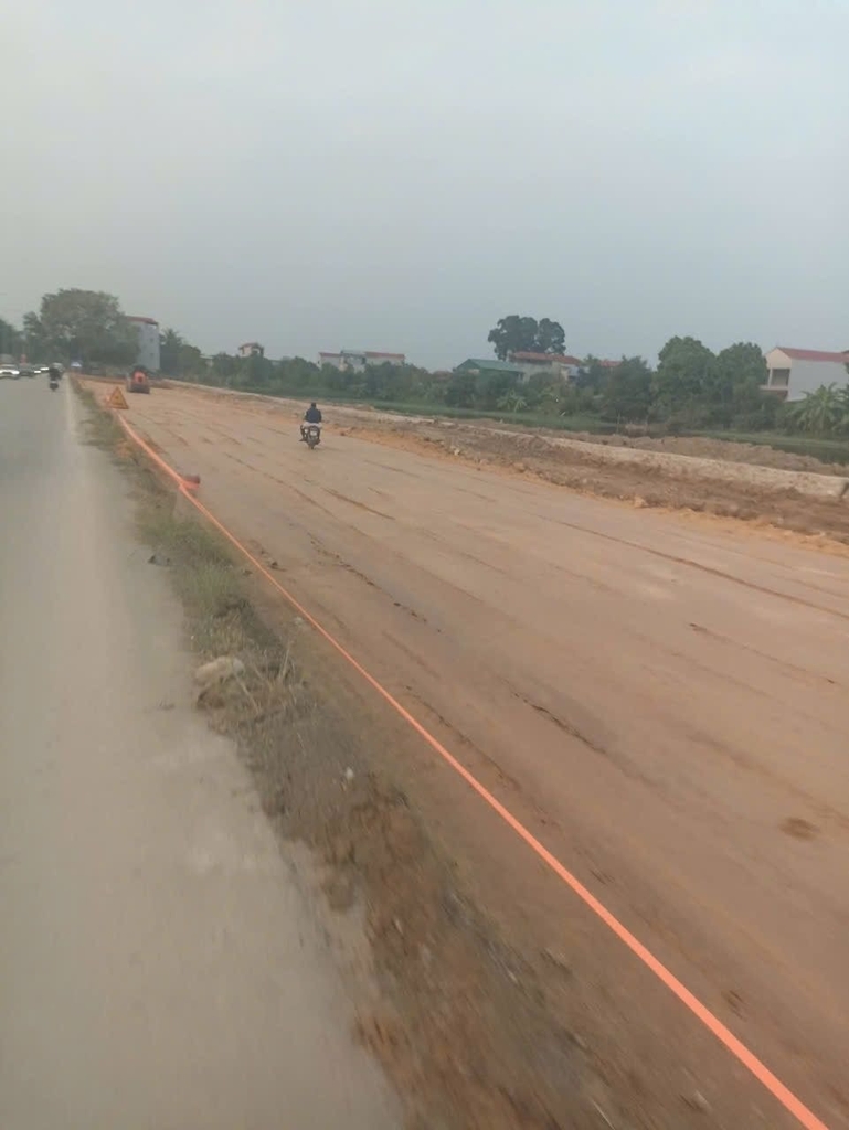 BÁN ĐẤT THỔ CƯ VỊ TRÍ VÀNG - XÃ VŨ NGOẠI, ỨNG HÒA - 100M2 - GIÁ 6 TỶ