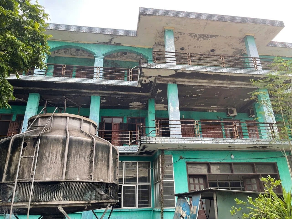 BÁN TỔ HỢP NHÀ XƯỞNG