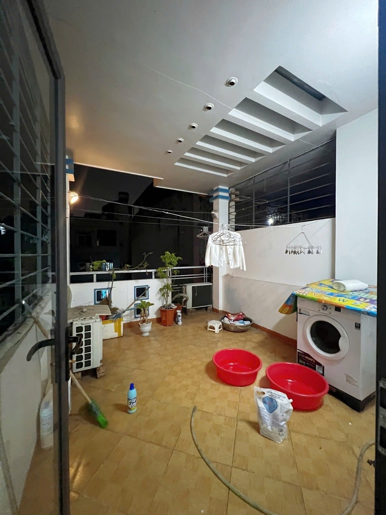 NHÀ ĐẸP YÊN HÒA CẦU GIẤY - NỞ HẬU PHÁT LỘC - SÁT CÔNG VIÊN