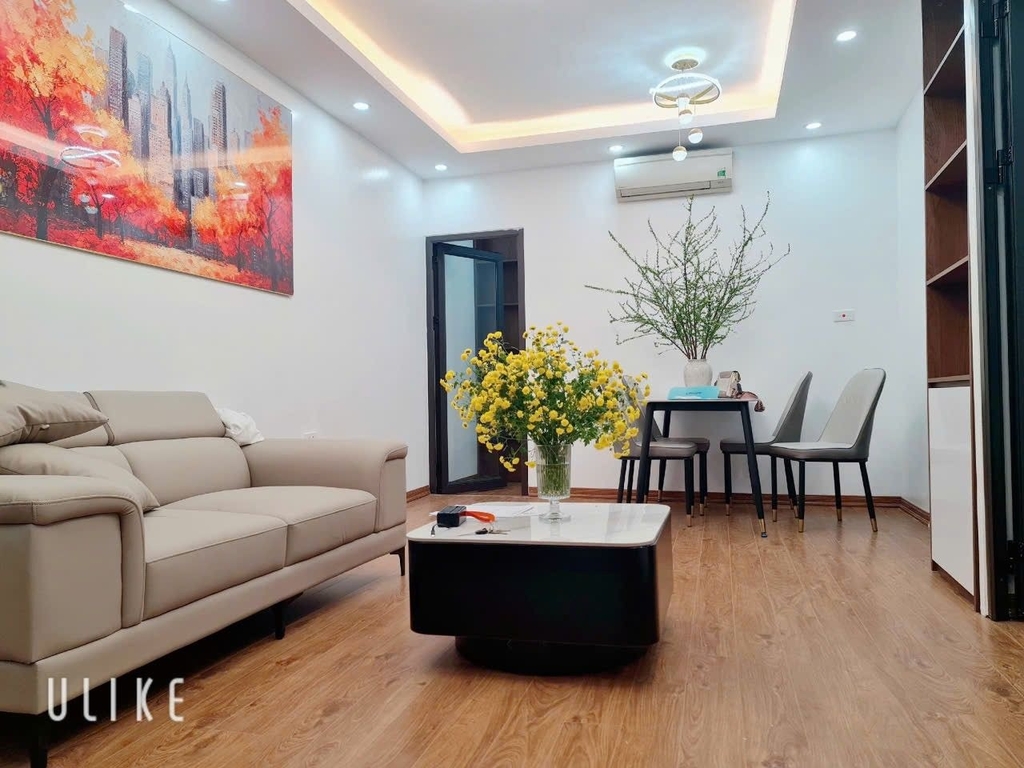 CỰC HIẾM: TẬP THỂ ĐO LƯỜNG - NGÕ 4 HOÀNG QUỐC VIỆT - NHÀ ĐẸP LONG LANH - FULL ĐỒ - 4.18 TỶ