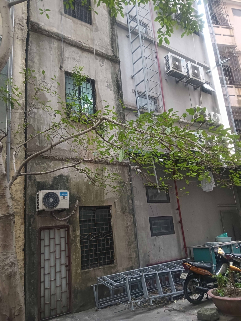 BÁN ĐẤT MẶT PHỐ TRẦN ĐĂNG NINH - PHƯỜNG DỊCH VỌNG, CẦU GIẤY - 2 THOÁNG, VỈA HÈ RỘNG - 24.9 TỶ