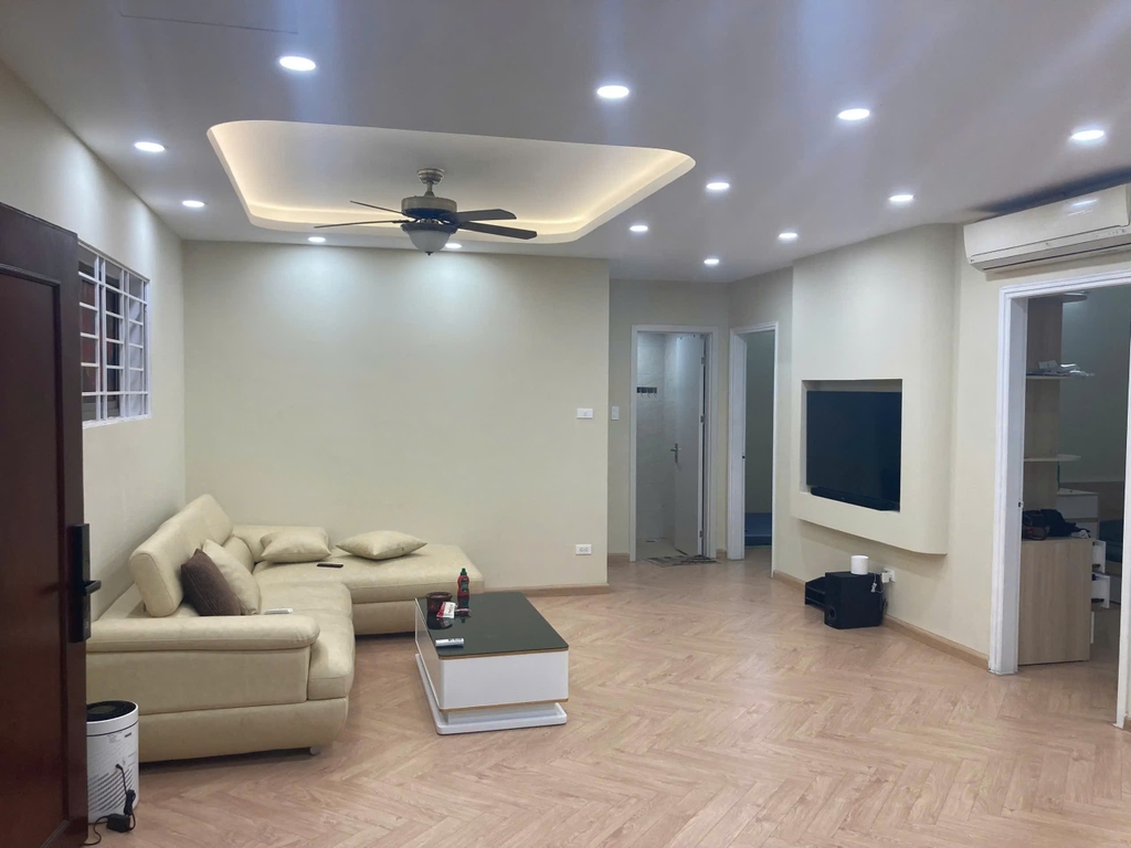 Bán Căn Chung Cư 100m2 Tại Hà Đông