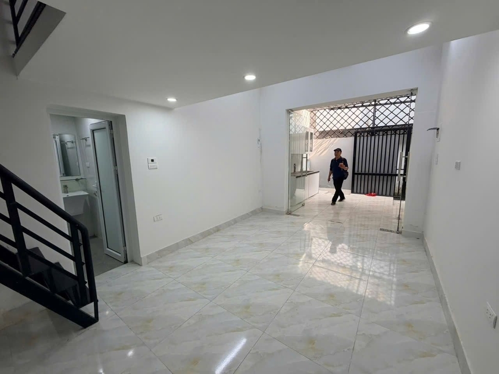 LÔ ĐẤT VÀNG TRUNG TÂM ĐỘI CẤN BA ĐÌNH - 36m² - 2 MẶT NGÕ THÔNG - GIÁP LĂNG BÁC - 6.98 TỶ