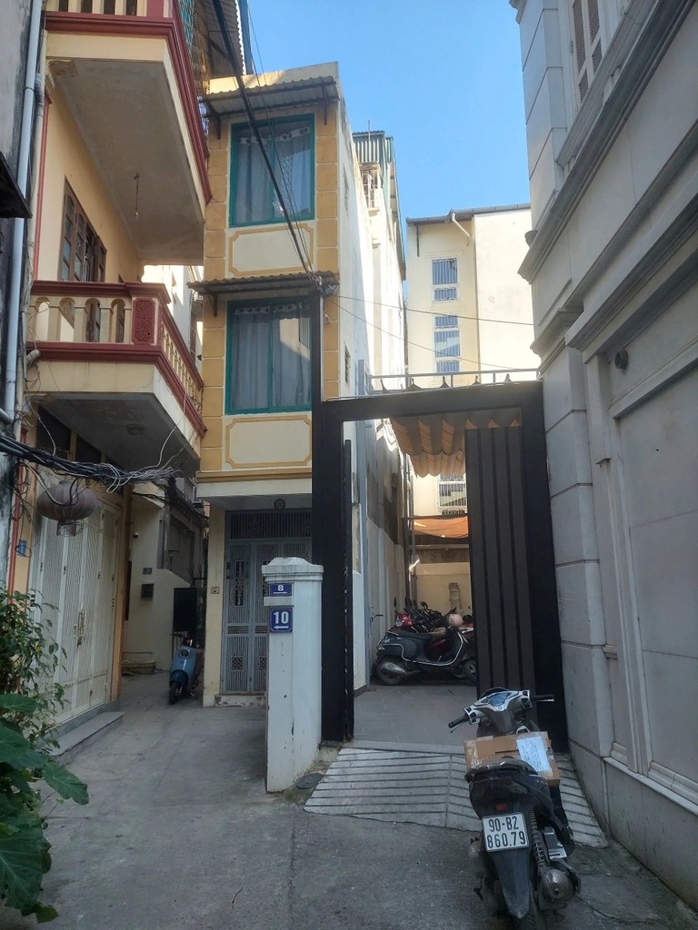 【NHÀ 4 TẦNG - CAO BÁ QUÁT, BA ĐÌNH】- Đội Cấn, Ba Đình - 16*20m² - 3PN Khép Kín - Tiềm Năng Dịch Vụ Cao - Giá 8.3 Tỷ