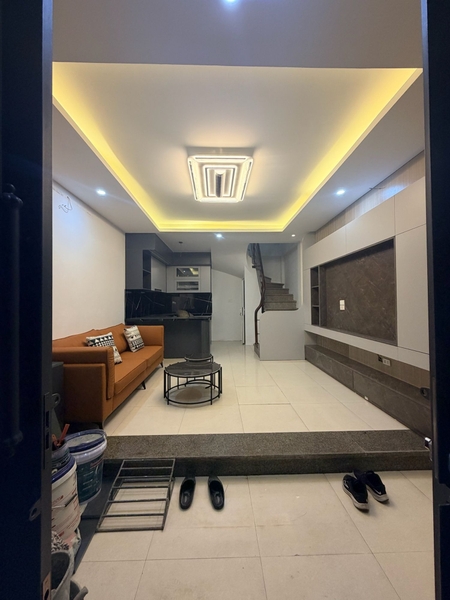 NHÀ MỚI 3 TẦNG FULL NỘI THẤT - NGÕ THÔNG NGỌC THỤY LONG BIÊN - 30M² - 6.95 TỶ