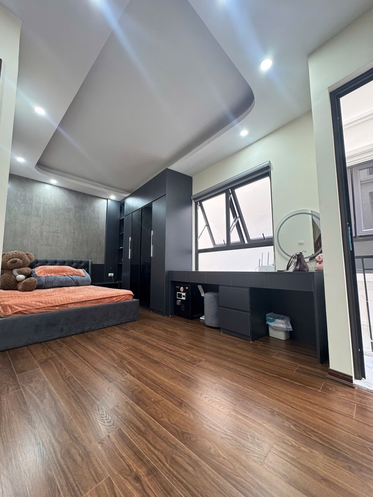 NHÀ 6 TẦNG CAO CẤP CÓ THANG MÁY - NGÕ THÔNG HỒNG TIẾN BỒ ĐỀ - 35M² - 10.4 TỶ