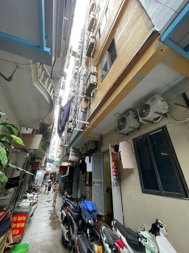 【BÁN CĂN HỘ DỊCH VỊ "GÀ ĐẺ TRỨNG VÀNG"】Nhà 7 Tầng 20 Phòng - Doanh Thu 90 Triệu*Tháng - Đối Diện Bệnh Viện K - Ngõ Kinh Doanh Sầm Uất - Ô Tô Đỗ Cửa - Giá 13.3 Tỷ