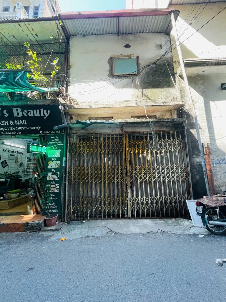 【BÁN ĐẤT TẶNG NHÀ   GIẤY PHÉP XÂY DỰNG】Lô Đất 57m² Vị Trí Vàng Thái Thịnh - Ô Tô Đỗ Cửa - Phép Xây 6 Tầng - Cơ Hội Vàng Cho Nhà Đầu Tư - Giá 23.5 Tỷ