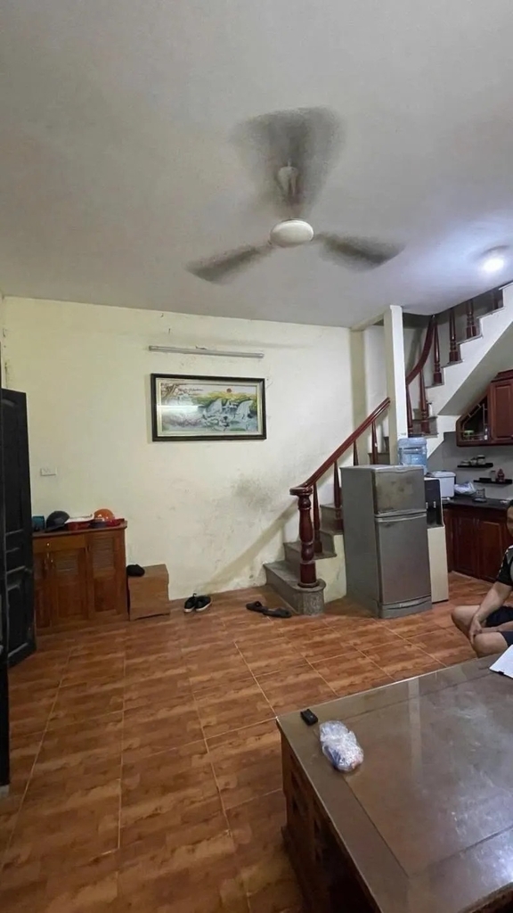 Bán Nhà*Đất 37m2 Ngọc Thụy - Ô Tô Đỗ Cửa - 10m Ra Phố Hồng Tiến - 9.8 Tỷ