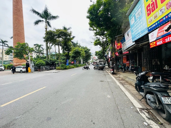 Bán Lô Đất Lô Góc 2 Mặt Tiền -  Giảng Võ (Mặt Phố