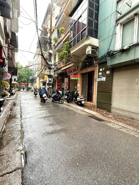 Bán Nhà Mặt Bằng Kinh Doanh - 295 Bạch Mai - Đang Cho Thuê Ổn Định 15 Triệu*Tháng - Vị Trí Đắc Địa - Giá 10.5 Tỷ