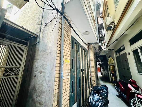 Bán Nhà Lô Góc Cho Thuê Bạch Mai - 7 Phòng Ngủ - Doanh Thu 300 Triệu*Năm - 7.7 Tỷ