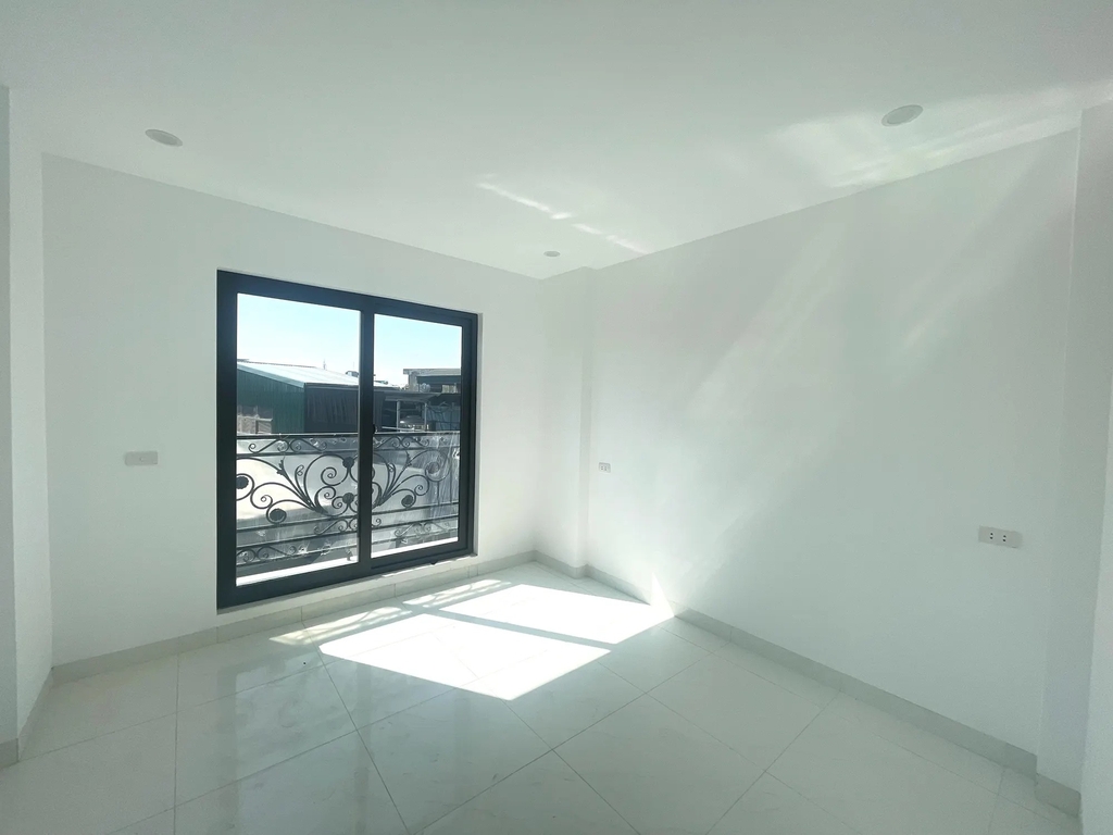 Bán Nhà Mới 5 Tầng - Tập Thể Viện Khoa Học Nông Nghiệp - 2 Thoáng - Gara Ô Tô - 7 Tỷ