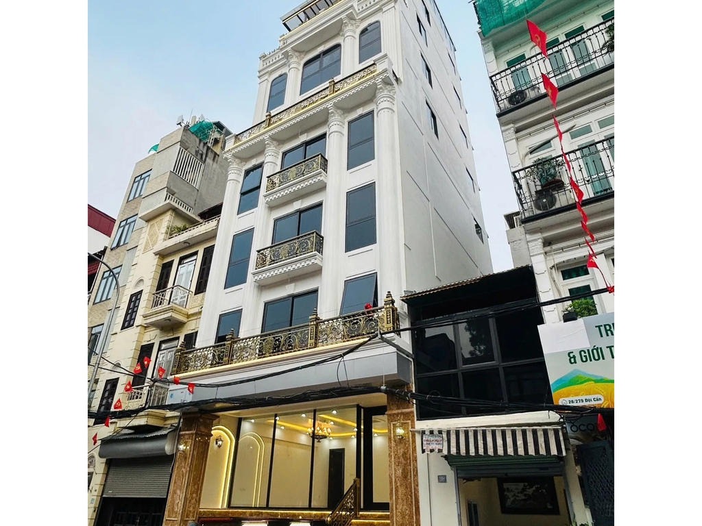 Bán Tòa Nhà 10 Tầng Mặt Tiền Đội Cấn - 95m²*Tầng - Vị Trí Kinh Doanh Vàng - Full Thang Máy