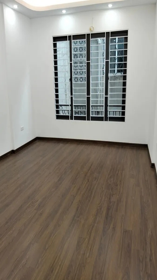 Bán Nhà Mới 5 Tầng Đẹp - Ngõ 35 Ngô Thì Sỹ - Phố Lụa Vạn Phúc - 7.75 Tỷ