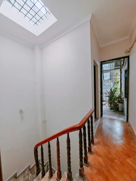 Bán Nhà Lô Góc 2 Thoáng Vũ Tông Phan - 30m Ra Mặt Phố - 3 Phòng Ngủ - 3.5 Tỷ