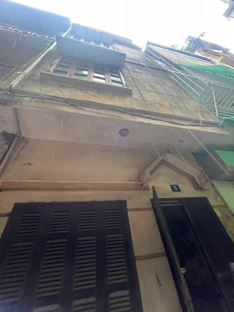 Bán Nhà 4 Tầng Ngõ Kim Ngưu - 28m² - Thiết Kế Mỗi Tầng 1 Phòng Khép Kín - Ngõ Thẳng, Ô Tô Cách 20m - Giá 8.6 Tỷ