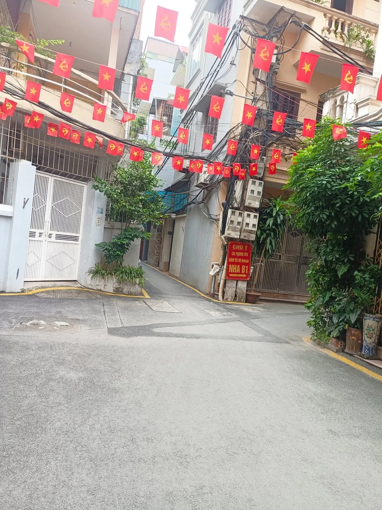 Bán Đất Nền Phân Lô 45m² - Ngõ 376 Đường Bưởi, Ba Đình - Ngõ Thẳng - Ô Tô Cách 15m - Pháp Lý Sạch Đẹp - Giá 11.5 T