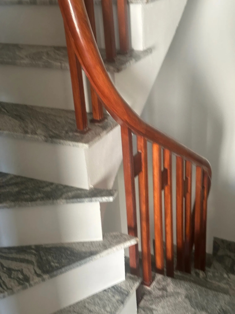 【NHÀ MỚI 5 TẦNG - THIẾT KẾ TỐI ƯU】 Xuân Đỗ, Long Biên - 35.8m² - 4 Phòng Ngủ Riêng Biệt - Giá 6.89 Tỷ