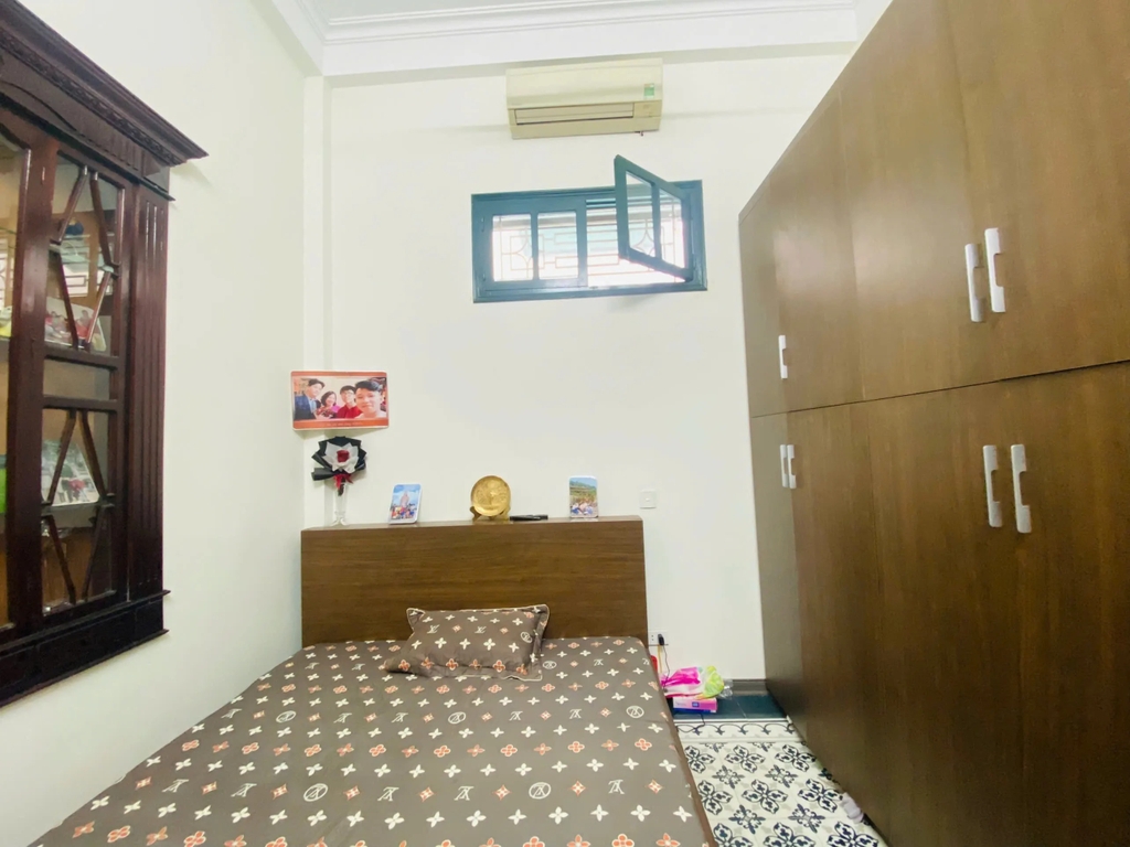 【NHÀ ĐẸP 3 TẦNG - THIẾT KẾ SANG TRỌNG】Ngõ Gốc Đề, Hoàng Mai - 62*68m² - Ô Tô Vào Nhà - Nội Thất Cao Cấp - 4 Phòng Ngủ - Giá 17.8 Tỷ