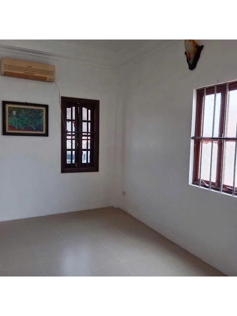 Bán Nhà 5 Tầng Mặt Ngõ Mai Hương - 6.9 Tỷ - 50m Ra Phố - Gần ĐH Bách Khoa