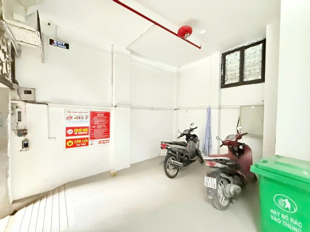 Bán Tòa Nhà 7 Tầng Thang Máy - Đội Cấn - 14  Phòng Cho Thuê - Dòng Tiền Ổn Định - Vị Trí Cách Mặt Phố 10m - Giá 20.5 Tỷ