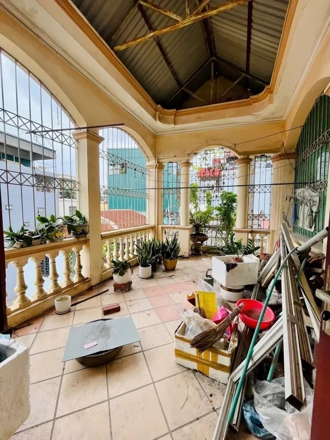 CHÍNH CHỦ - GIÁ TỐT】Bán Nhà 4 Tầng 42m² Ngõ Thông Trương Định - Ô Tô Ba Gác Tránh Cửa - 4PN, 3WC - Giá Chỉ 9.5 Tỷ - Sổ Đỏ Riêng