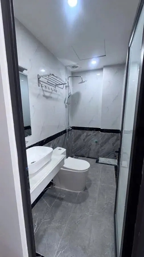 Bán Nhà Mới 5 Tầng Đẹp - Ngõ 35 Ngô Thì Sỹ - Phố Lụa Vạn Phúc - 7.75 Tỷ