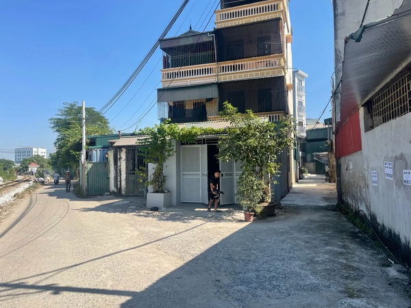 Bán Nhà Mới 5 Tầng - Tập Thể Viện Khoa Học Nông Nghiệp - 2 Thoáng - Gara Ô Tô - 7 Tỷ