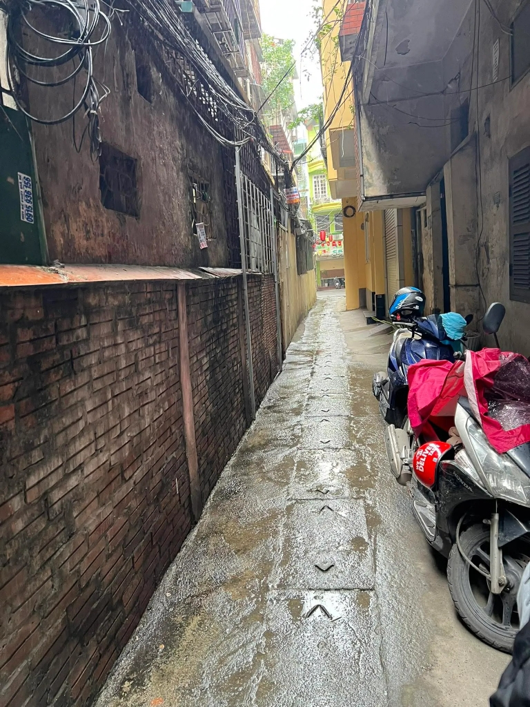 Bán Nhà 4 Tầng Ngõ Kim Ngưu - 28m² - Thiết Kế Mỗi Tầng 1 Phòng Khép Kín - Ngõ Thẳng, Ô Tô Cách 20m - Giá 8.6 Tỷ