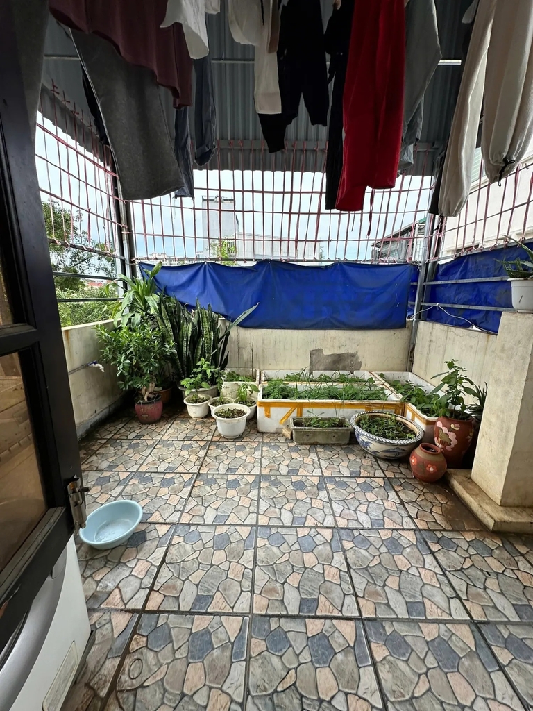 Bán Nhà 5 Tầng Ngõ Hoàng Hoa Thám - 40m² - Ngõ Rộng 50m Ra Ô Tô - Thiết Kế Linh Hoạt 8 Phòng - Giá 11.5 Tỷ