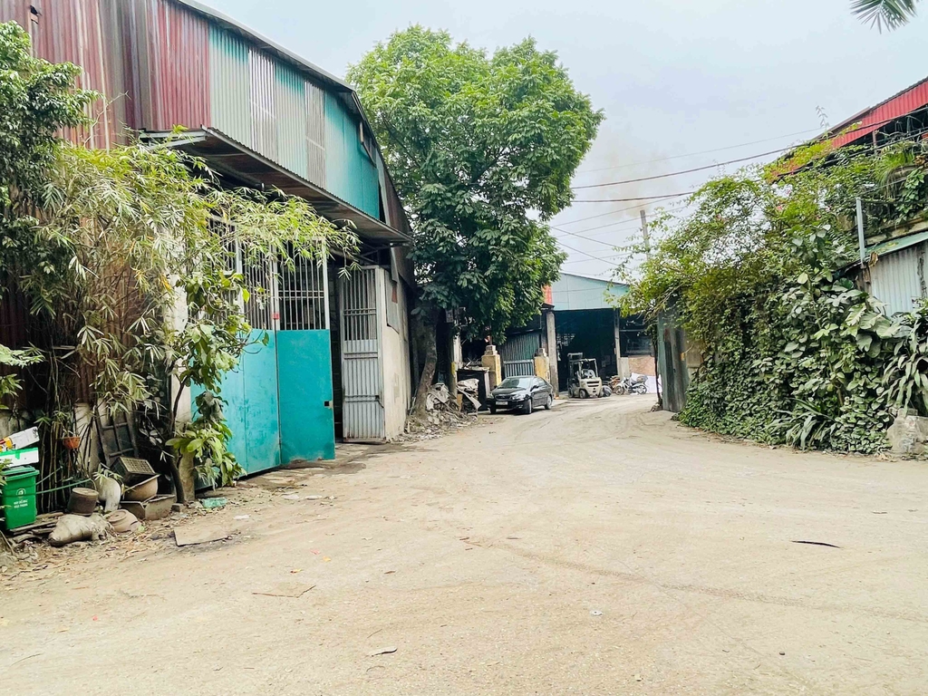 【NHÀ XƯỞNG KINH DOANH LIÊN TRUNG】- 1.717m² - Đang Vận Hành - DT 100TR*Tháng - 8 Tỷ